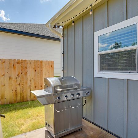 Granbury Home With Hot Tub And Furnished Patio! Екстер'єр фото