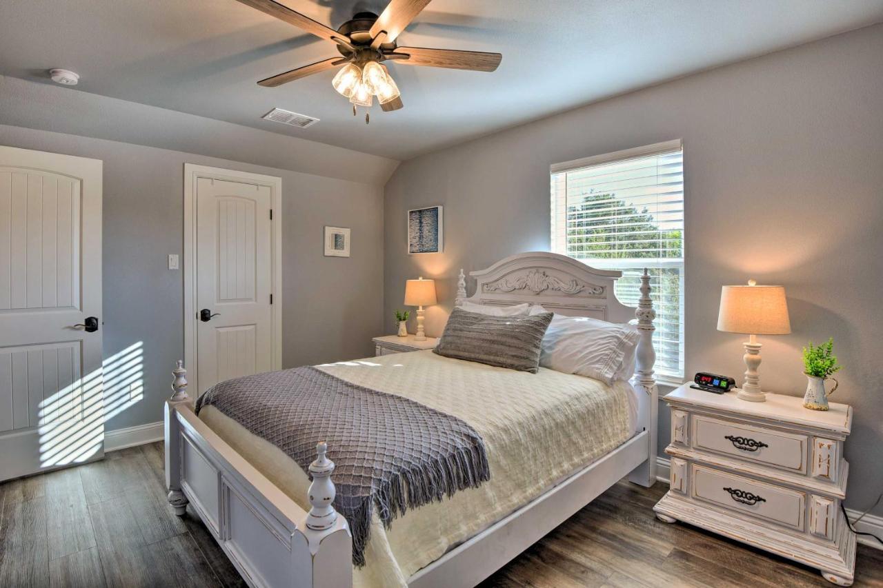 Granbury Home With Hot Tub And Furnished Patio! Екстер'єр фото